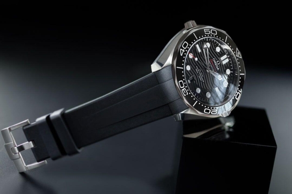 Gummirem til Omega Seamaster 300 Tang Buckle